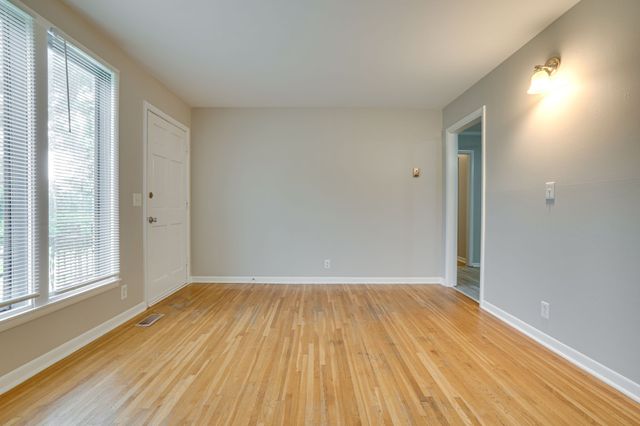 125 Curtis Cross Roads, Hendersonville, TN 37075