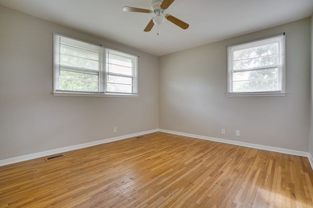 125 Curtis Cross Roads, Hendersonville, TN 37075