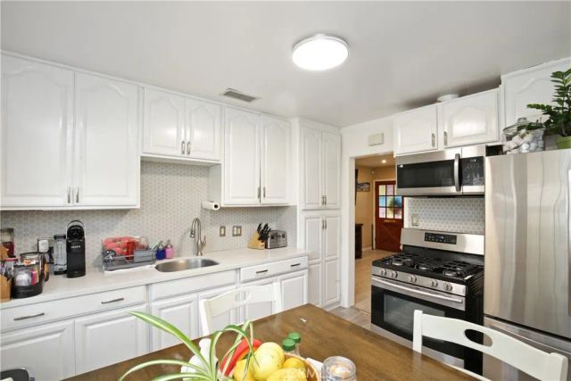 7642 Arnett, Downey, CA 90241