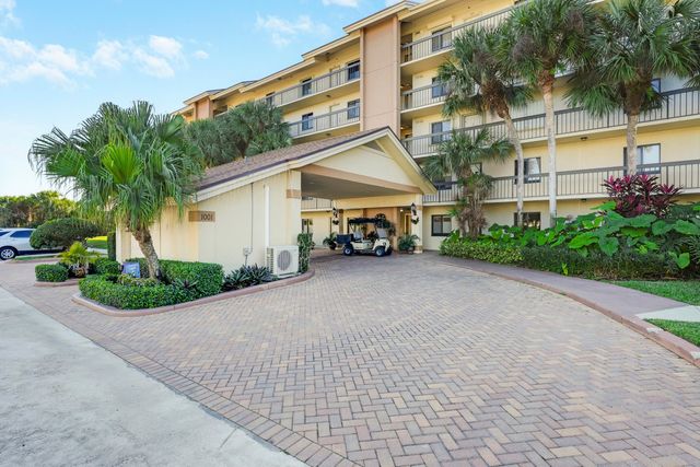 1001 Seafarer Circle 305, Jupiter, FL 33477