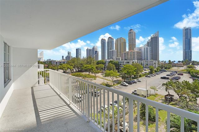231 174th St 617, Sunny Isles Beach, FL 33160