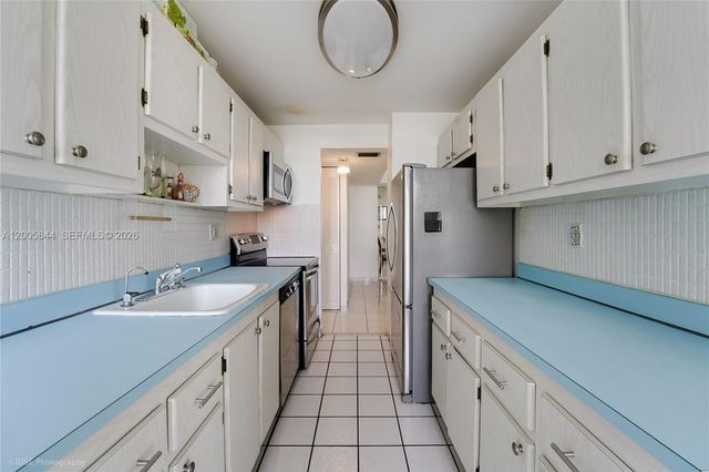 231 174th St 617, Sunny Isles Beach, FL 33160