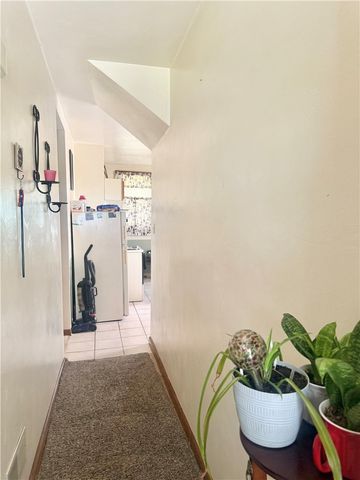 800 Ellsworth Ave, Jeannette, PA 15644
