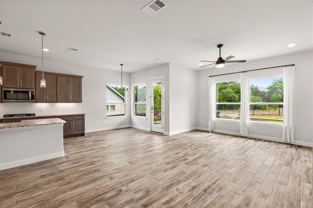 2439 Soprano WAY, Round Rock, TX 78681