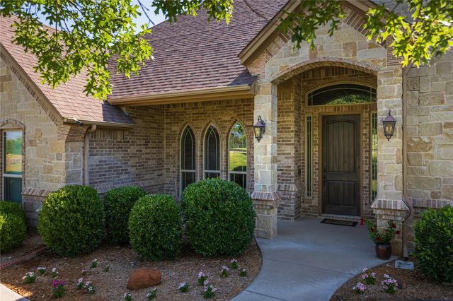 149 Meadow Arbor Drive, Weatherford, TX 76085