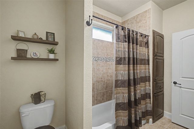 149 Meadow Arbor Drive, Weatherford, TX 76085