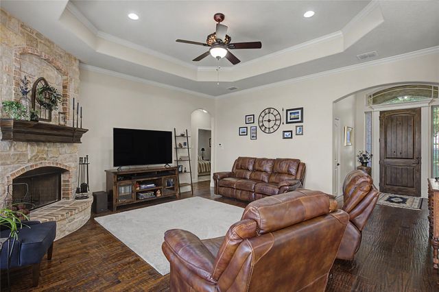 149 Meadow Arbor Drive, Weatherford, TX 76085
