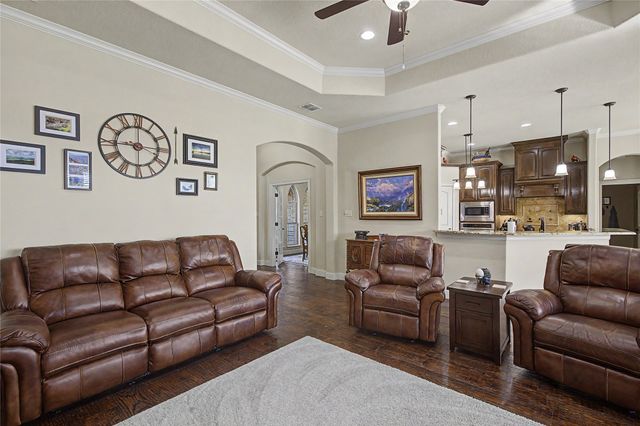 149 Meadow Arbor Drive, Weatherford, TX 76085