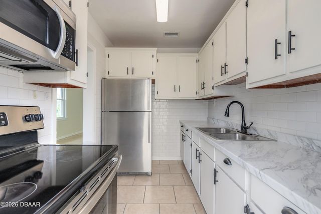 326 Bostwick Avenue, Daytona Beach, FL 32118