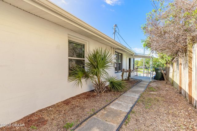 326 Bostwick Avenue, Daytona Beach, FL 32118