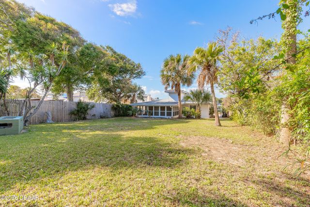 326 Bostwick Avenue, Daytona Beach, FL 32118