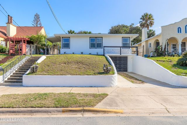 326 Bostwick Avenue, Daytona Beach, FL 32118