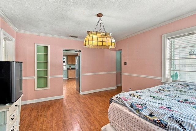 3909 W POWHATAN AVENUE, Tampa, FL 33614
