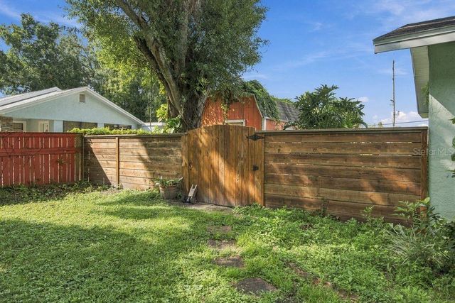 3909 W POWHATAN AVENUE, Tampa, FL 33614