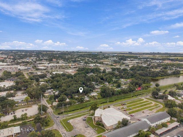 3909 W POWHATAN AVENUE, Tampa, FL 33614
