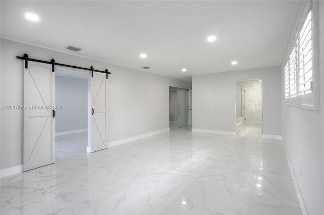 19150 S Saint Andrews Drive, Hialeah, FL 33015