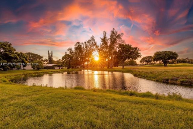 19150 S Saint Andrews Drive, Hialeah, FL 33015