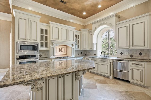 610 Highridge Drive, Seneca, SC 29672