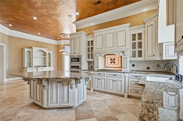 610 Highridge Drive, Seneca, SC 29672