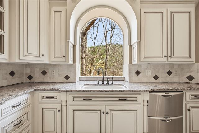610 Highridge Drive, Seneca, SC 29672