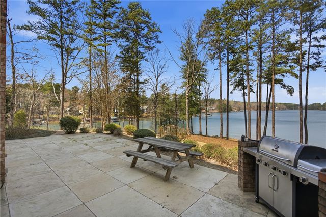 610 Highridge Drive, Seneca, SC 29672