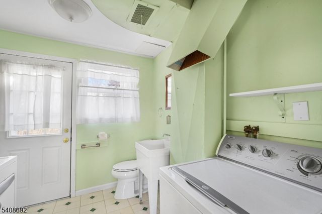 174 Baker Ave, Wharton Boro, NJ 07885