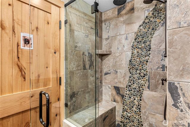 9864 E Leavenworth Road, Leavenworth, WA 98826