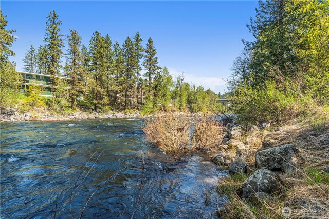 9864 E Leavenworth Road, Leavenworth, WA 98826