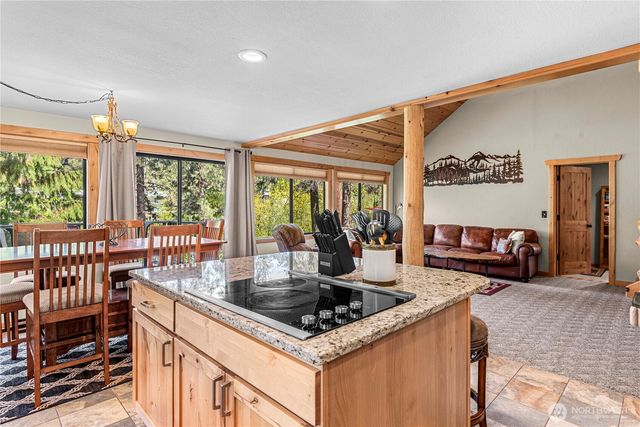 9864 E Leavenworth Road, Leavenworth, WA 98826