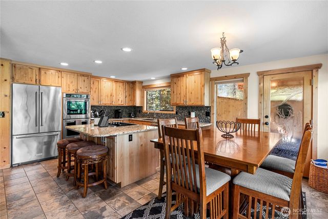 9864 E Leavenworth Road, Leavenworth, WA 98826