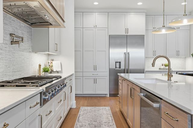 6408 Nasco DR, Austin, TX 78757