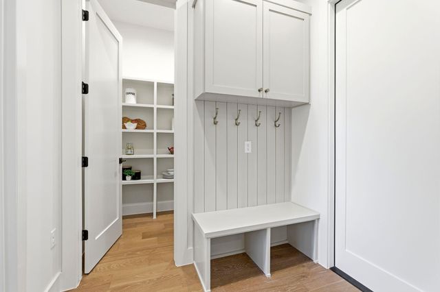 6408 Nasco DR, Austin, TX 78757