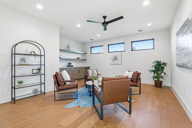 6408 Nasco DR, Austin, TX 78757