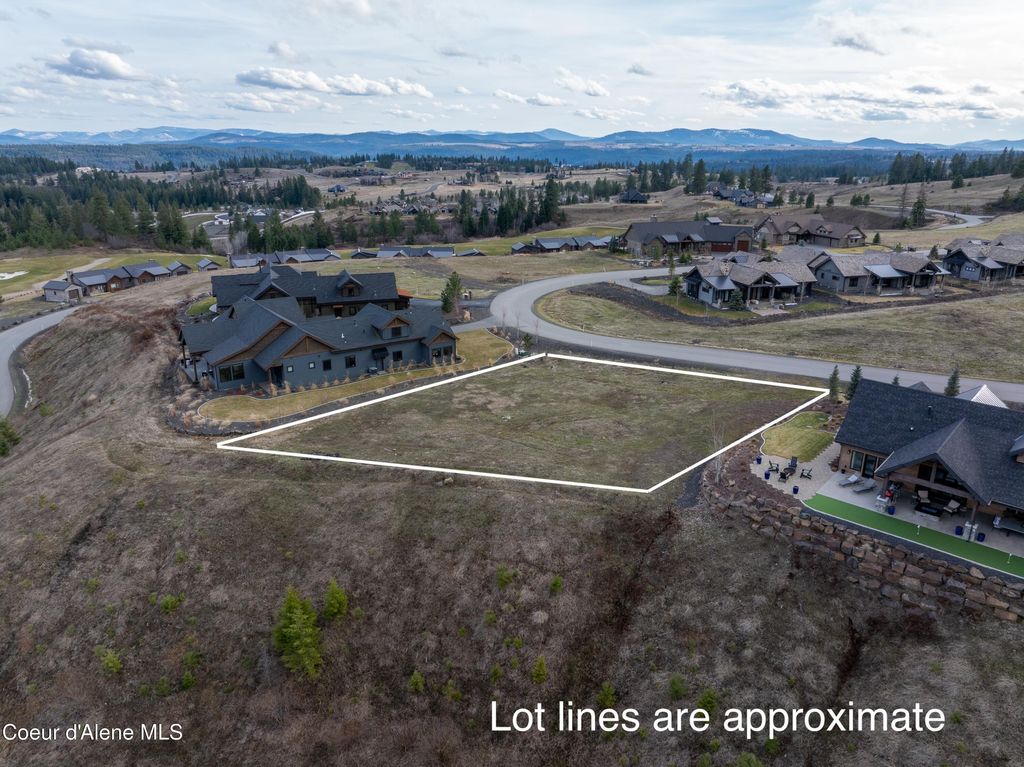 15587 S Chalone DR, Coeur D'alene, ID 83814