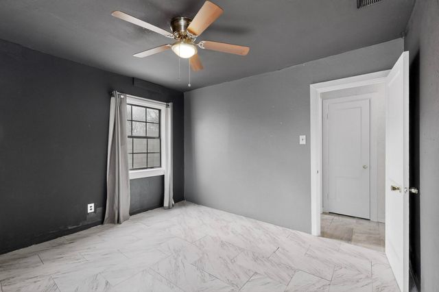 441 Loma Hermosa Drive NW, Albuquerque, NM 87105