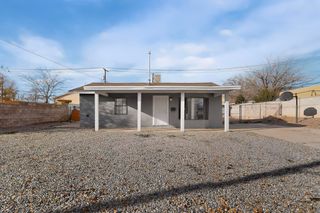 441 Loma Hermosa Drive NW, Albuquerque, NM 87105