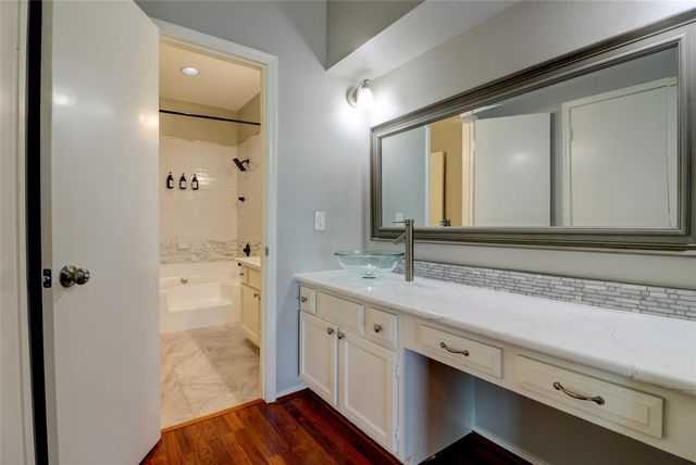 346 Wilcrest Drive 346, Houston, TX 77042