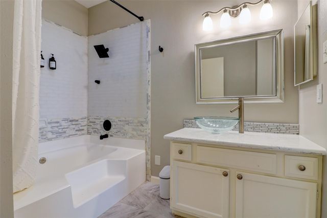 346 Wilcrest Drive 346, Houston, TX 77042
