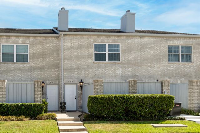346 Wilcrest Drive 346, Houston, TX 77042