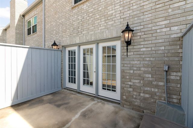 346 Wilcrest Drive 346, Houston, TX 77042