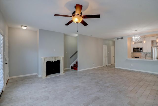 346 Wilcrest Drive 346, Houston, TX 77042