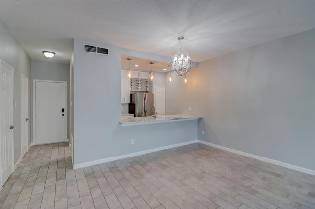 346 Wilcrest Drive 346, Houston, TX 77042