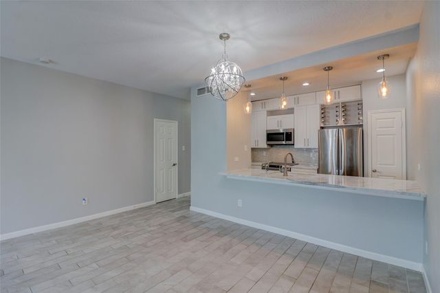 346 Wilcrest Drive 346, Houston, TX 77042