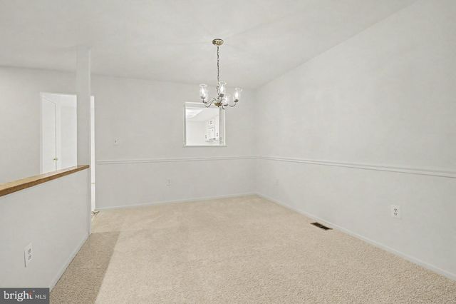 5800 JACKSONS OAK CT, Burke, VA 22015