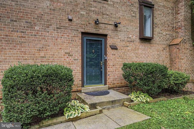 5800 JACKSONS OAK CT, Burke, VA 22015