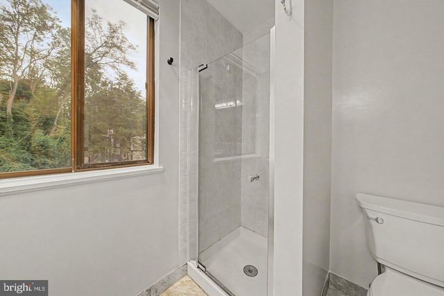 5800 JACKSONS OAK CT, Burke, VA 22015