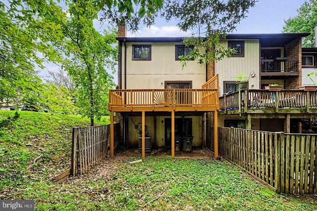 5800 JACKSONS OAK CT, Burke, VA 22015
