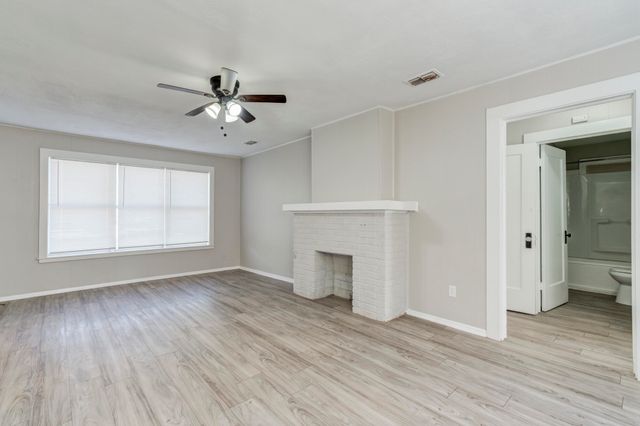 2207 20th Street, Lubbock, TX 79411