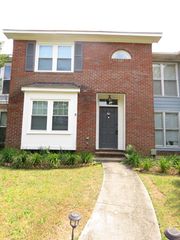 10 Effingham Court, Columbus, GA 31909
