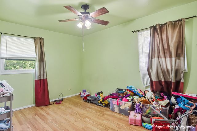 1429 N Pleasant Drive, Round Lake Beach, IL 60073